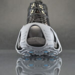 E-CLEAT™ WORKING TRACTION